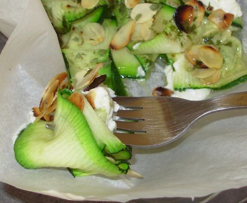 Tagliatelles de courgettes aux amandes4