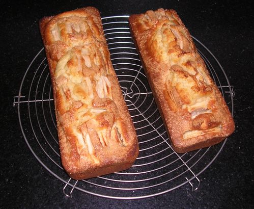 Gateau-aux-pommes-005.JPG