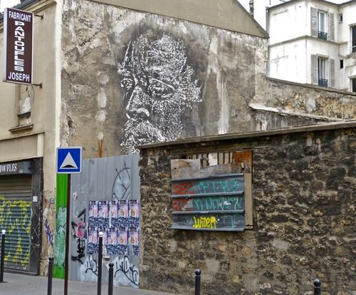VHILS visage street-art rue Girard 4