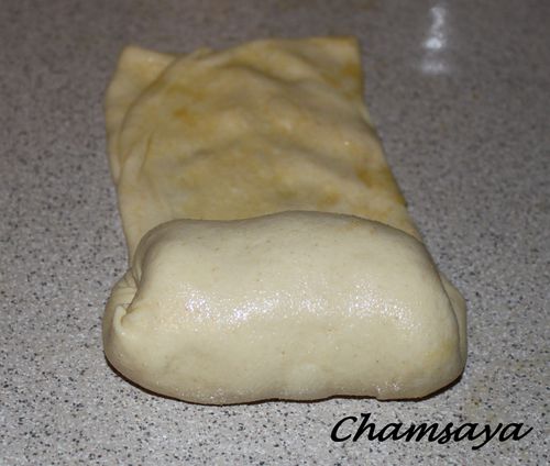 Meloui-ou-galettes-rondes-feuilletees-a-la-semoule 5284