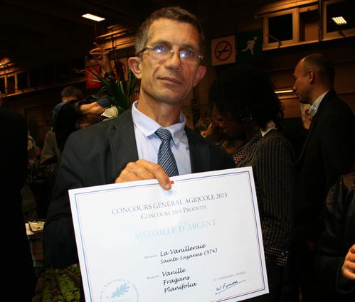 Jean-Bernard-Montier-le-diplome.jpg