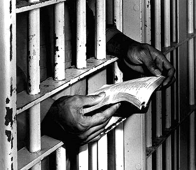 1.-prison-bible.png
