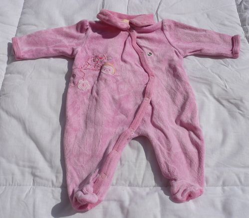 03-Pyjama-rose-naissance-2-euros.JPG