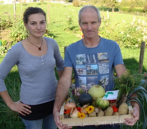 jean-pierre-jacques-au-cote-de-laurence-renaud-avec-son-pan