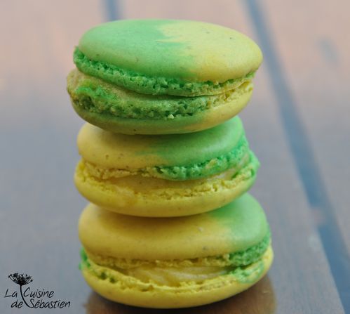 Macaron-framboises-et--macaron-citron-vert-047.jpg
