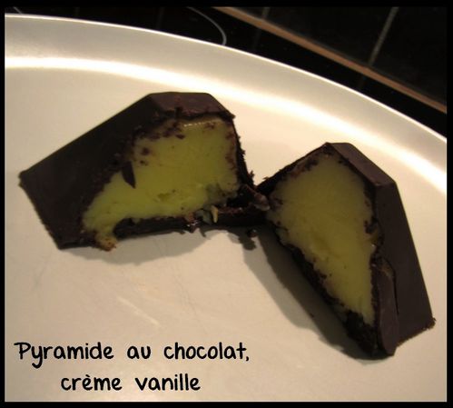 pyramide-au-chocolat-creme-vanille--copie-2.jpg