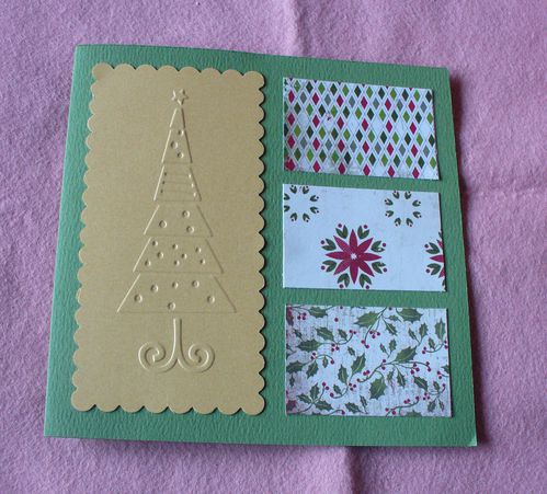 1 carte avec sapin