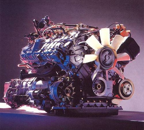 Peugeot-505-V6-6.jpg