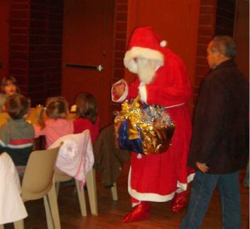 20091218 asnieres-pere-noel 027