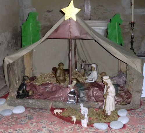 VERT-LE-GRAND CRECHE DE NOEL 2010