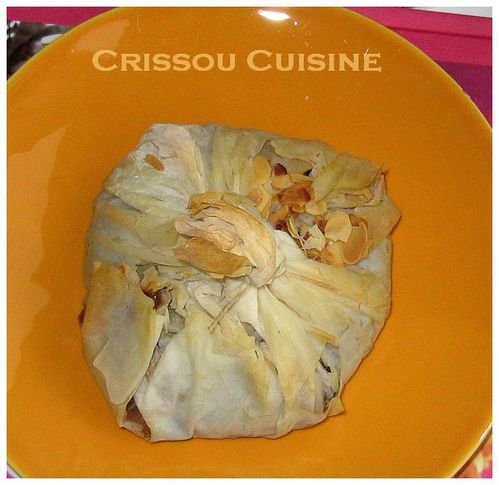 ballotin de pâte filo aux pommes, chocolat et beurre salé