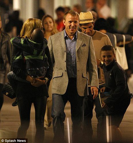 Guy Ritchie And Jacqui Ainsley With Madonna S Children In London Madonna Fans World