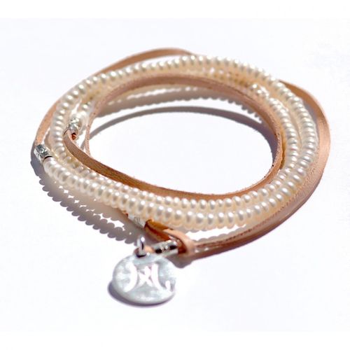 bracelet-cuir-et-perles.jpg