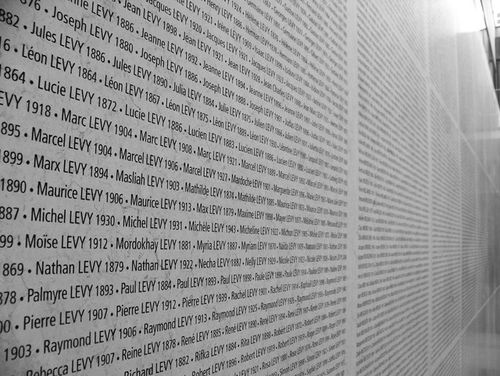 Paul Celan Fugue De Mort Yom Hashoah Nuageneuf Over Blog Com