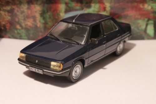 renault 9 miniature