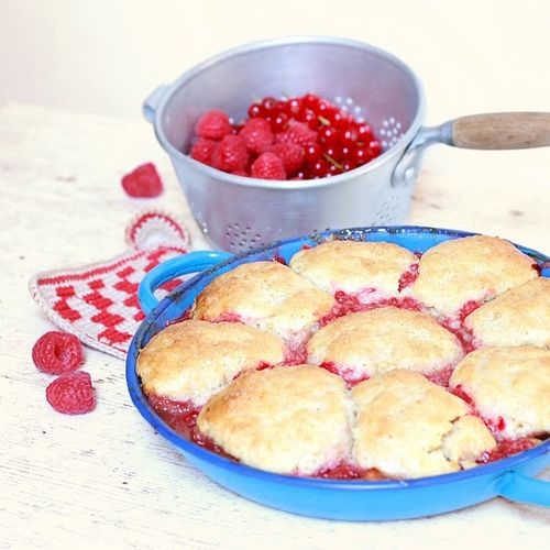 cakes in the city cobbler peche fruits rouges3