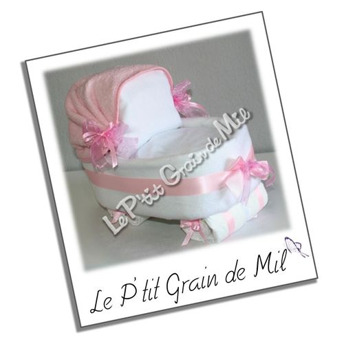 landau couffin de couches bébé fille rose diaper cake bas