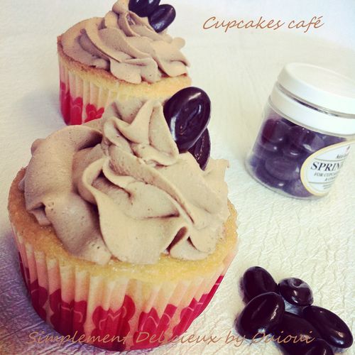 cupcakes-cafe-2.jpg