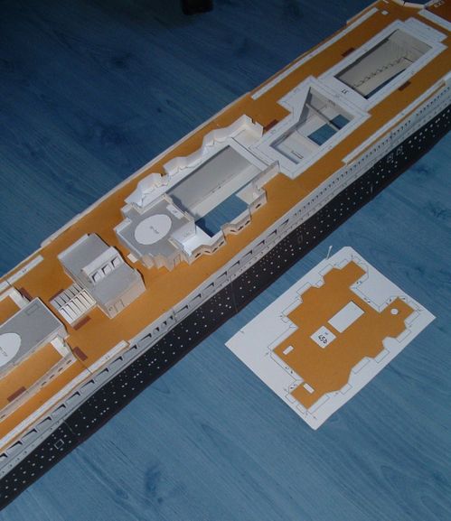 Maquette en carton - Page 4 Maquette