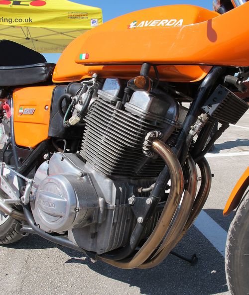 laverda-moteur.jpg