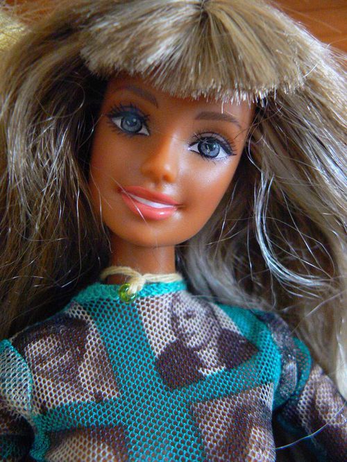 Barbie métisse