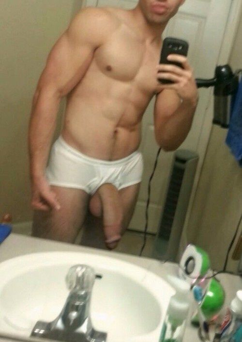 grosse bosse dans le slip bite epaisse gay grosse bosse dans le slip bite epaisse gay