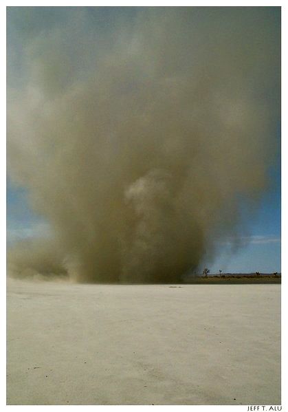 Mojave_DustDevil.jpg