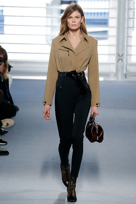 Paris-Fashion-Week-Femme-A.-H.2014-.Louis-Vuitton-00.JPG