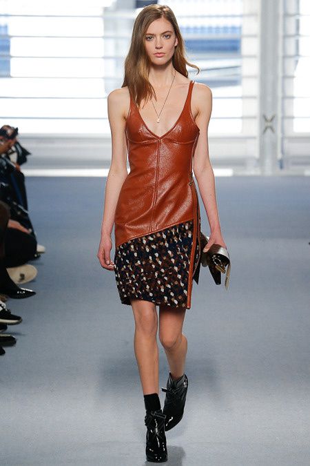 Paris-Fashion-Week-Femme-A.-H.2014-.Louis-Vuitton-02.JPG