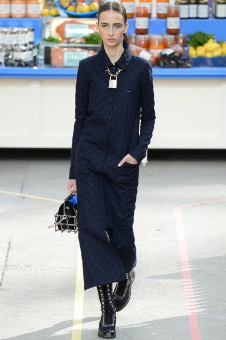 Paris-Fashion-Week-Femme-A.-H.2014-.Chanel-05.JPG
