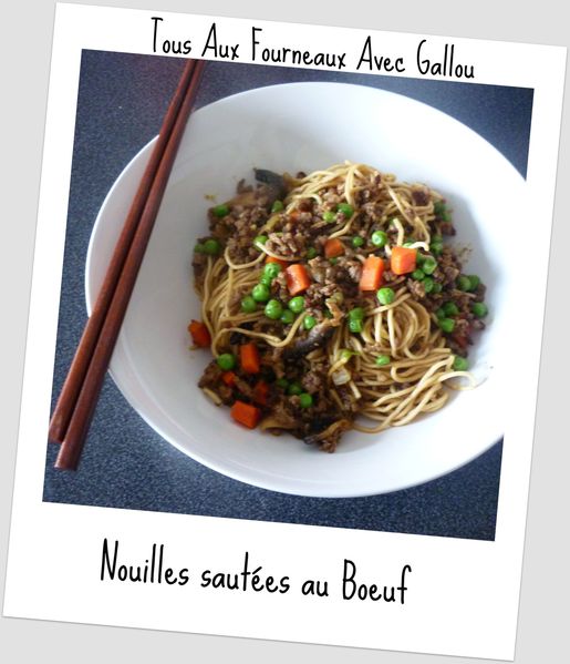 nouilles sautées au boeuf