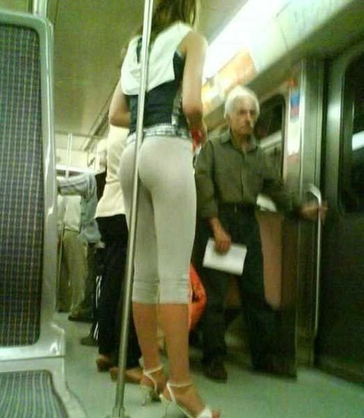 [Image: funny_subway_3.jpg]