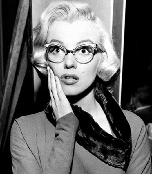 Lunettes papillon ou il de chat selon Marilyn Monroe Marilyn