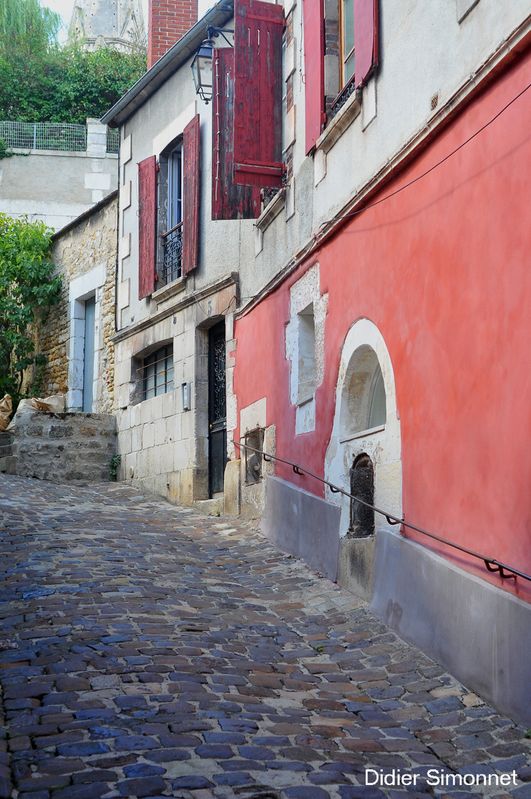 AUXERRE , ruelle