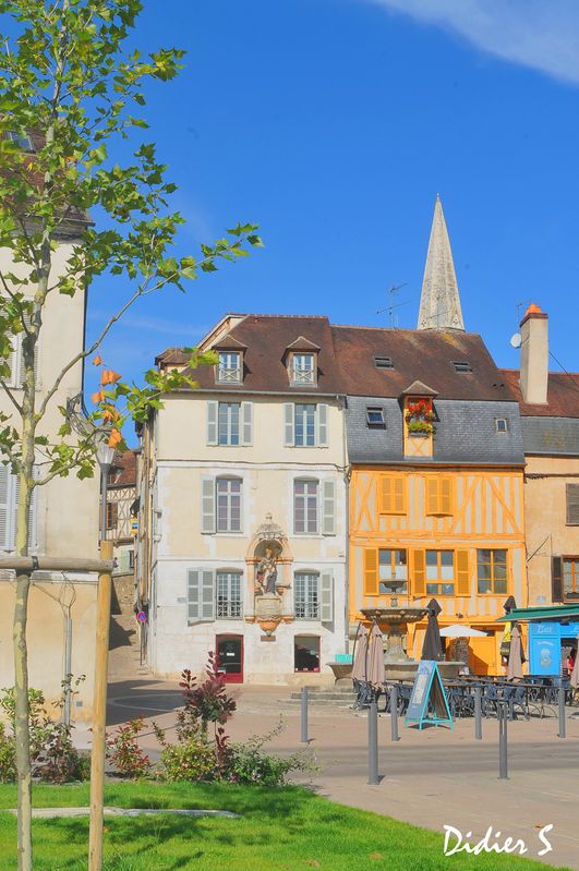 AUXERRE ( Yonne )--