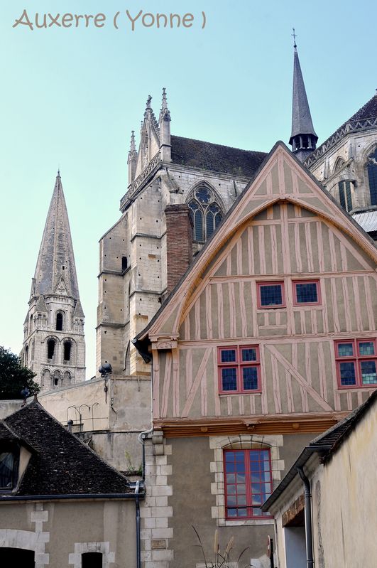 AUXERRE, maison à colombages