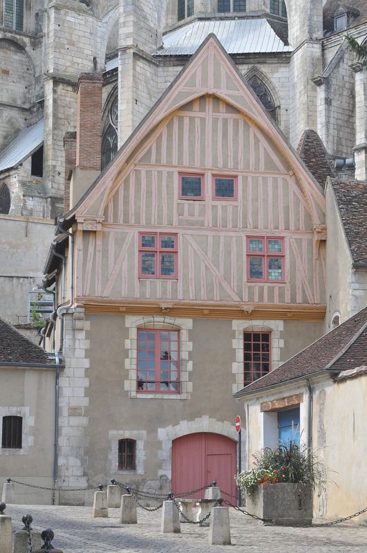 AUXERRE, ruelle