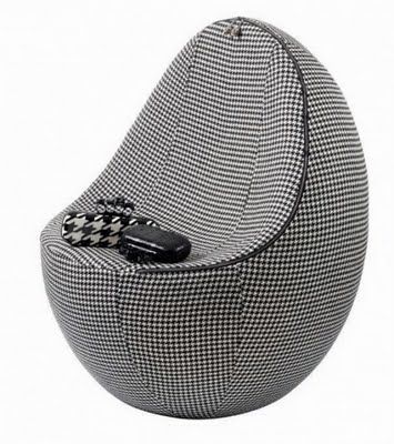alexander-mcqueen-egg-chair-500x564.jpg