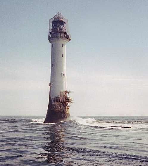 Bell_Rock_Lighthouse-ecosse.jpg