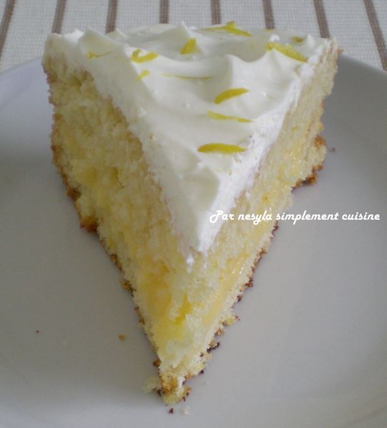 gateau-au-citron-et-a-la-chantilly.jpg