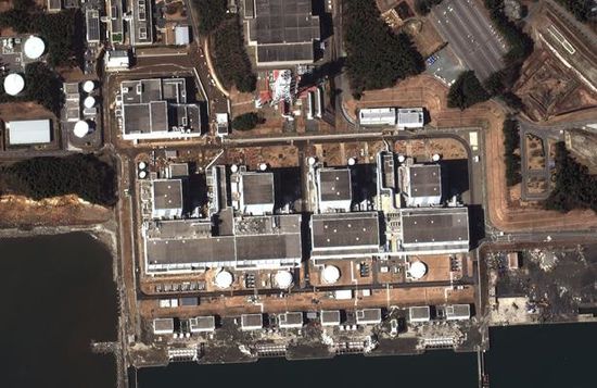 Images-satellite-de-la-centrale-nucleaire-de-Fukushima--au-.jpg