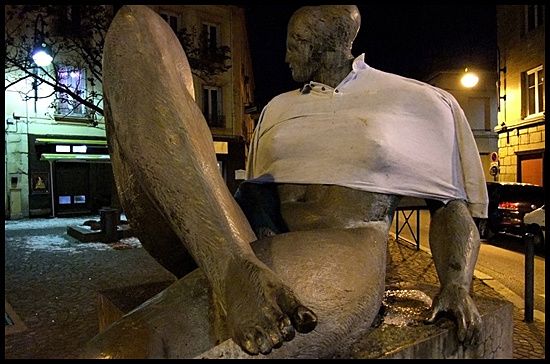 cauvet-statue-saint-etienne.jpg