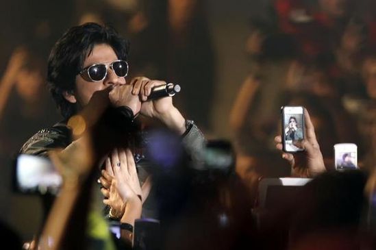 Shahrukh-Khan-at-a-Temptation-concert-2012.jpg