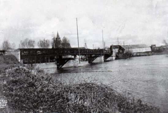 1er-pont-cergy-crue-de-l-oise-1937-1938-copie-1.jpg