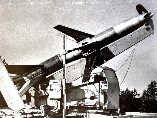 Les-armes-secretes-de-l-allemagne-nazie-9.JPG