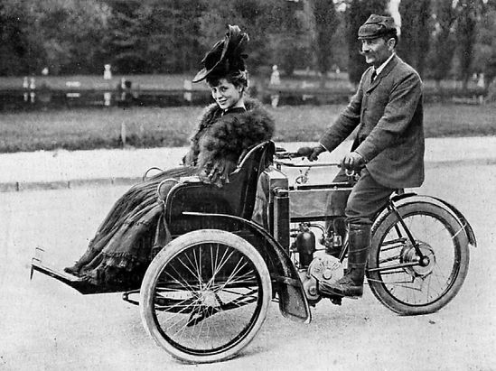 1905 Contal dame174