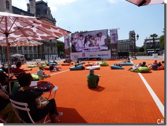 PARIS PLAGE HOTEL DE VILLE.1