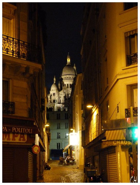 Pigalle-la-Nuit-14-Aout-2011--.jpSacre-Coeur.jpg