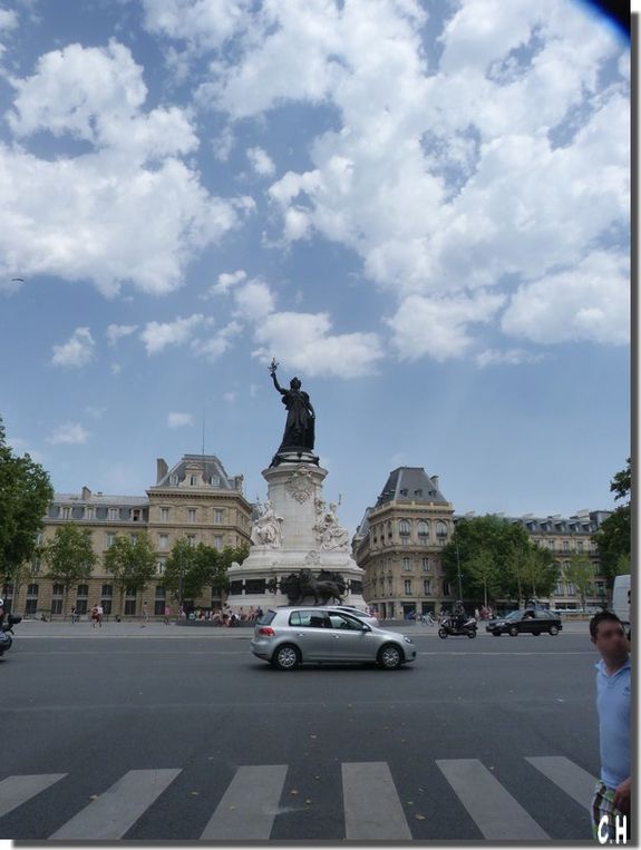 Place-de-la--Bastille-2-Aout-2013.jpg