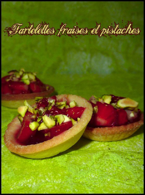 tartelettes-fraises-pistaches-1.jpg